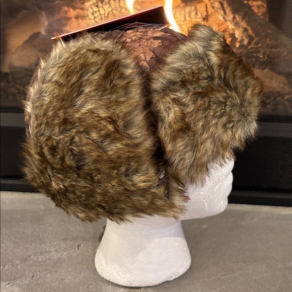 Hot Shot Mossy Oak 3M Thinsulate insulation,odor X,heat factor,earflap,fur/quilt - Picture 4 of 13